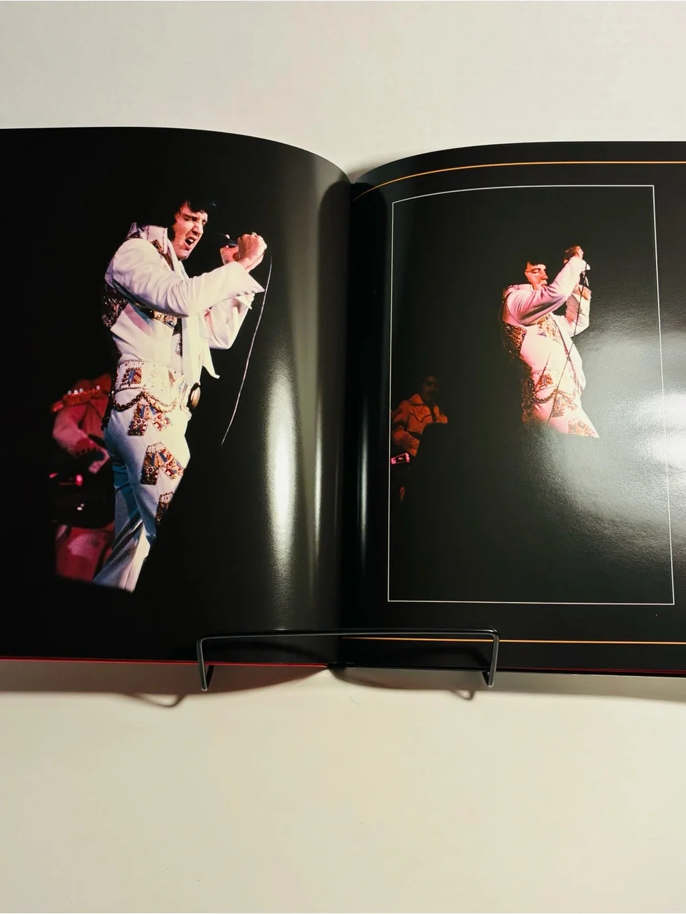 Rare Elvis In A Minnesota Minute Hardcover Book By Tim Healy